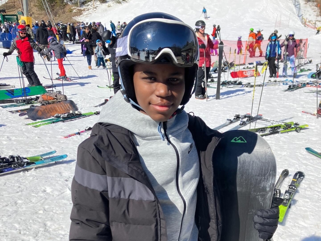 D4E3756F-810B-441C-9481-A2CFD83CBAFC